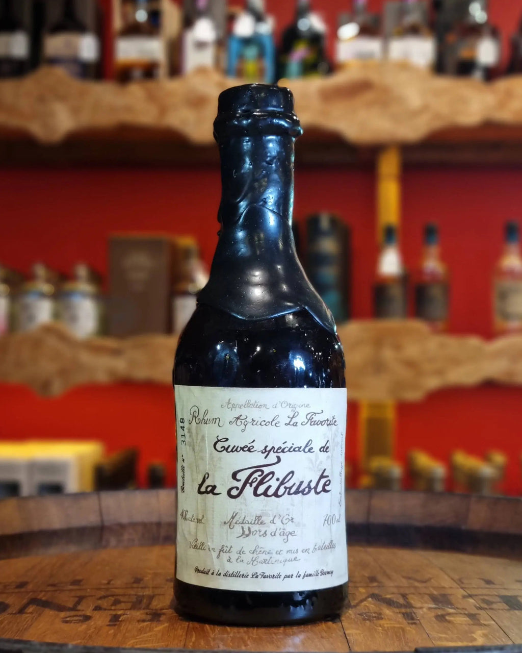 La Favorite - Cuvée Spéciale La Flibuste 1983 - Rhum Hors d'Âge - 70cl - 40% Ma boutique