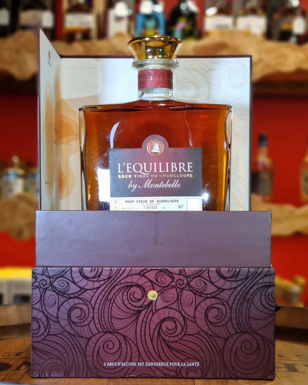 Montebello - Carafe Equilibre 15 ans - Rhum Hors d'Âge - 70cl - 47,2% Ma boutique